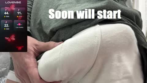 Snapshot of wow_david chatting on 03.22.26 David online show from 03.22.26