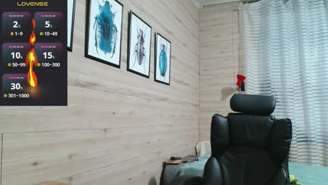 Snapshot of wow_porno_ chatting on 03.18.26 Anna online show from 03.18.26