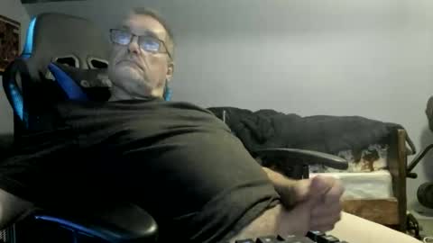 Snapshot of wowsers2022 chatting on 11.14.25 wowsers2022 online show from 11.14.25