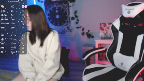 Julia and Amelia online show from 01.28.25