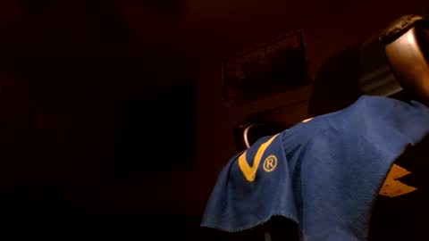 Snapshot of wvuguy1986 chatting on 12.19.25 wvuguy1986 online show from 12.19.25