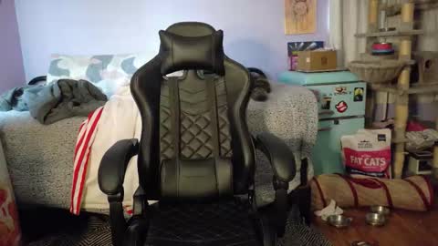 Wyatt online show from 10.23.25