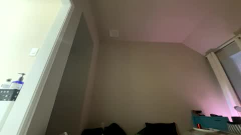 Wynter Heat online show from 10.20.25