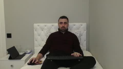 Mr. Lonely online show from 04.06.26