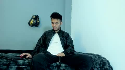 Snapshot of x_harold_x chatting on 11.09.25 Harold online show from 11.09.25