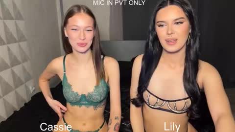 wiwi clap clap cat baby girl online show from 11.25.25