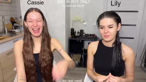 wiwi clap clap cat baby girl online show from 02.02.26