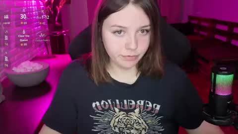 LOVE NERDS ONLY online show from 06.22.26