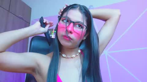 XALLYSONX online show from 04.30.26