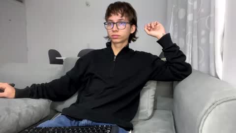 Xam online show from 02.26.25