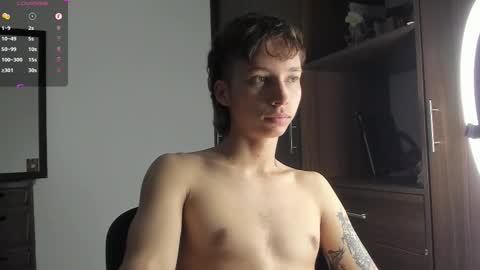 Snapshot of xamyu chatting on 11.17.25 Xam online show from 11.17.25