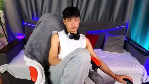 Snapshot of xannell chatting on 02.26.26 Elvin online show from 02.26.26