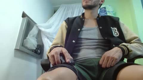 Snapshot of xavicock24 chatting on 02.22.25 xavicock24 online show from 02.22.25