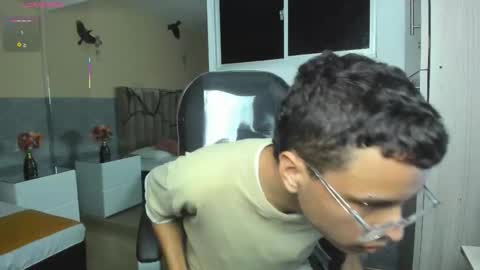 Snapshot of xavier_fox__ chatting on 10.31.25 xavier fox online show from 10.31.25