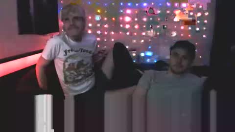 Bl0ndi3x online show from 02.25.25