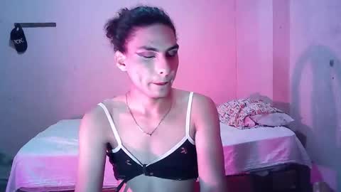 Snapshot of xbryxxx2 chatting on 11.14.25 britany online show from 11.14.25