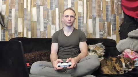 Chris Wild online show from 11.23.25