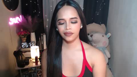 Snapshot of xclassylorainne chatting on 12.08.24 lorainne online show from 12.08.24