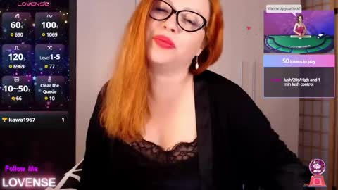 Snapshot of xcleo chatting on 01.09.25 Cleo online show from 01.09.25