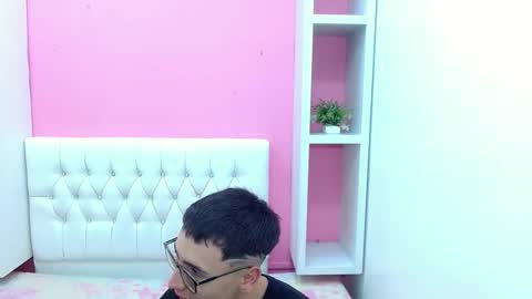 xcoupleplayxx online show from 04.19.26