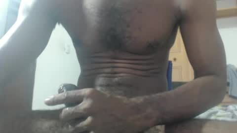 Snapshot of xdonvictor chatting on 01.06.25 Victor online show from 01.06.25