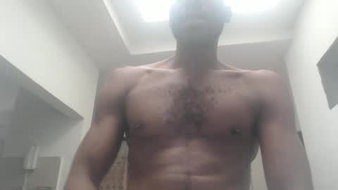 Snapshot of xdonvictor chatting on 10.08.25 Victor online show from 10.08.25