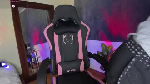 Kanae. online show from 09.26.25