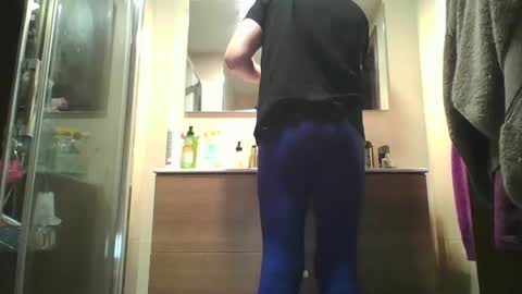 Snapshot of xeson47 chatting on 02.14.25 xeson47 online show from 02.14.25