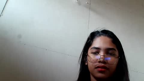 Snapshot of xiaomeee chatting on 10.27.25 xiaomeee online show from 10.27.25