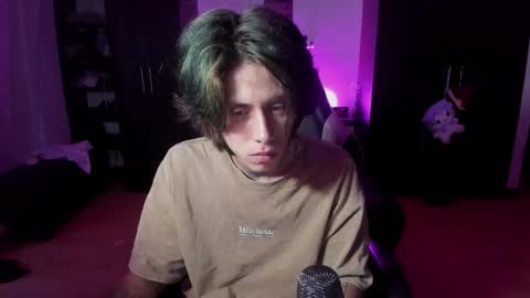 Snapshot of xice_boy chatting on 01.12.26 xIce Boy online show from 01.12.26