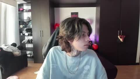 Snapshot of xice_boy chatting on 01.17.26 xIce Boy online show from 01.17.26