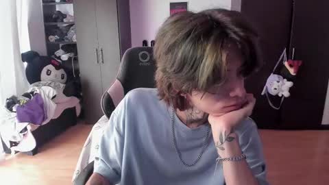 Snapshot of xice_boy chatting on 01.18.26 xIce Boy online show from 01.18.26