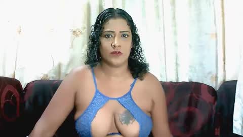 Snapshot of xindianxfireballx chatting on 03.06.25 XIndianXFireBallx online show from 03.06.25