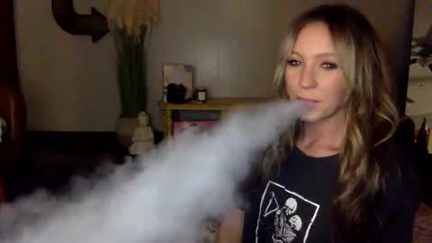 Snapshot of xlacyy chatting on 12.03.24 xLacyy online show from 12.03.24