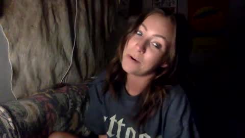 Snapshot of xlacyy chatting on 09.30.25 xLacyy online show from 09.30.25