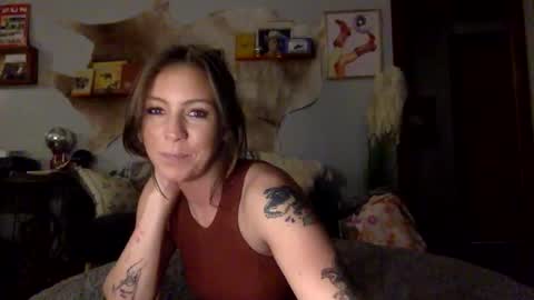 Snapshot of xlacyy chatting on 10.22.25 xLacyy online show from 10.22.25