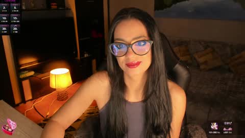 Lara online show from 12.08.24