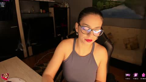 Lara online show from 12.16.24