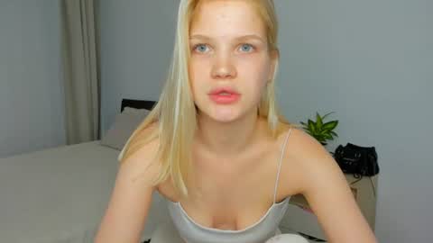 Chloe online show from 06.23.26
