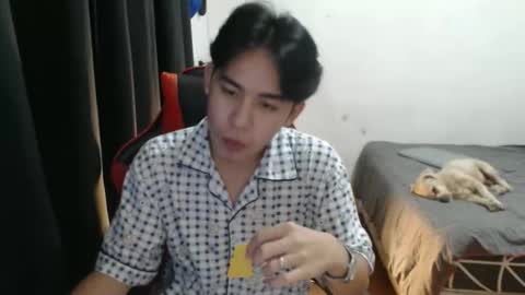 Snapshot of xluminous chatting on 09.10.25 MIKAEL online show from 09.10.25