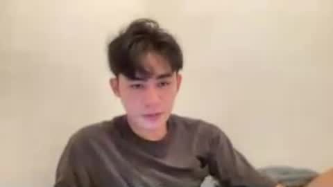 Snapshot of xluminous chatting on 06.12.26 MIKAEL online show from 06.12.26