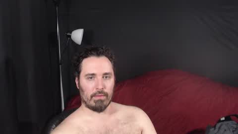 Snapshot of xmetalstudx chatting on 12.11.24 MetalstudMaster online show from 12.11.24