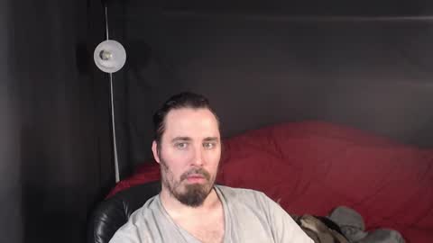 Snapshot of xmetalstudx chatting on 02.28.25 MetalstudMaster online show from 02.28.25