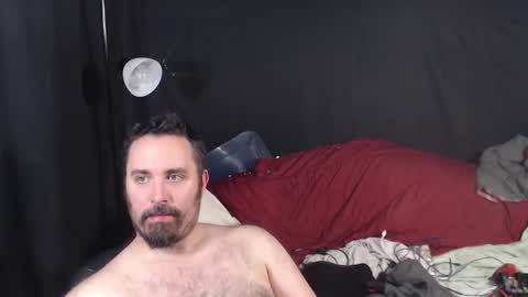 Snapshot of xmetalstudx chatting on 10.25.25 MetalstudMaster online show from 10.25.25