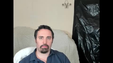 Snapshot of xmetalstudx chatting on 11.17.25 MetalstudMaster online show from 11.17.25