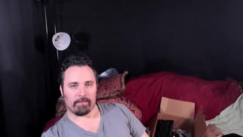 Snapshot of xmetalstudx chatting on 11.27.25 MetalstudMaster online show from 11.27.25