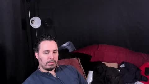 Snapshot of xmetalstudx chatting on 12.19.25 MetalstudMaster online show from 12.19.25