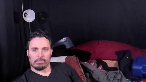 Snapshot of xmetalstudx chatting on 12.20.25 MetalstudMaster online show from 12.20.25