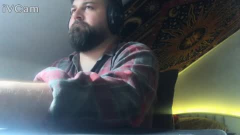 xmilanoo online show from 05.04.26