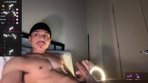 Snapshot of xmomentumx chatting on 10.17.25 xmomentumx online show from 10.17.25